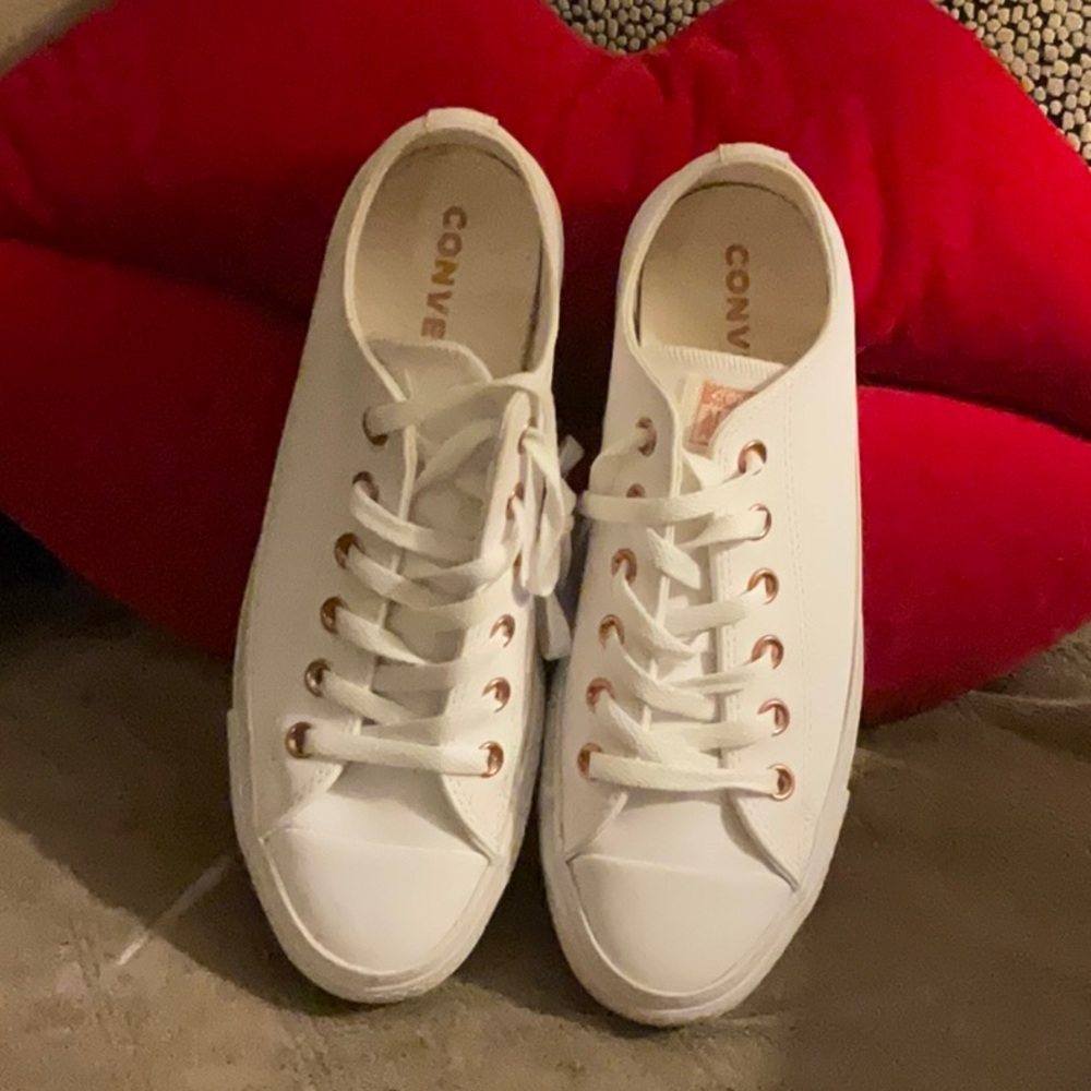 Converse All Star Sneakers